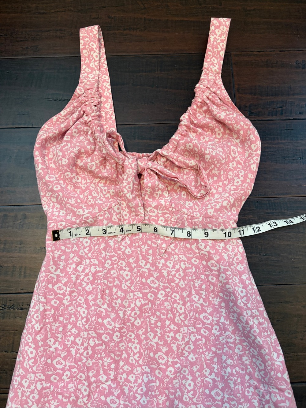 Abercrombie & Fitch Dusty Pink Tie-Front floral feminine dainty girly Midi Dress - Picture 4 of 8